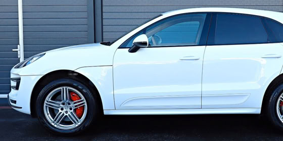 PORSCHE MACAN TURBO