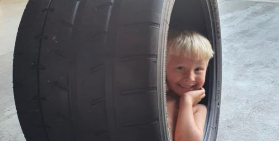 NP_NEARLY_PERFECT/PORTRAIT/OTTINGER