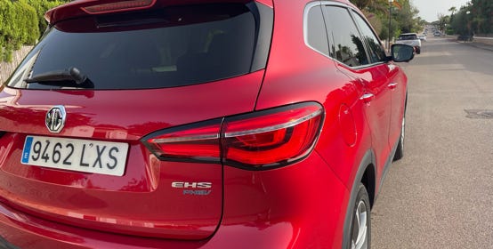 MG EHS PHEV SUV