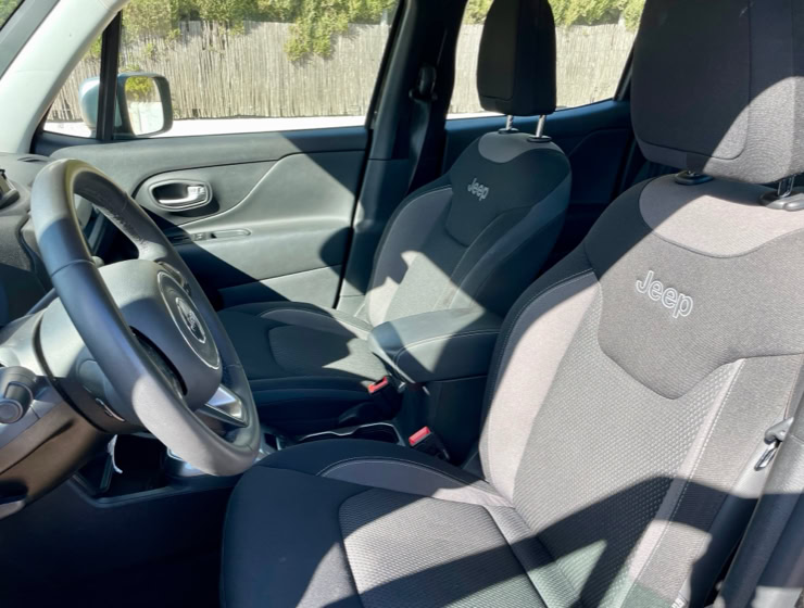 SITZE_JEEP_RENEGADE