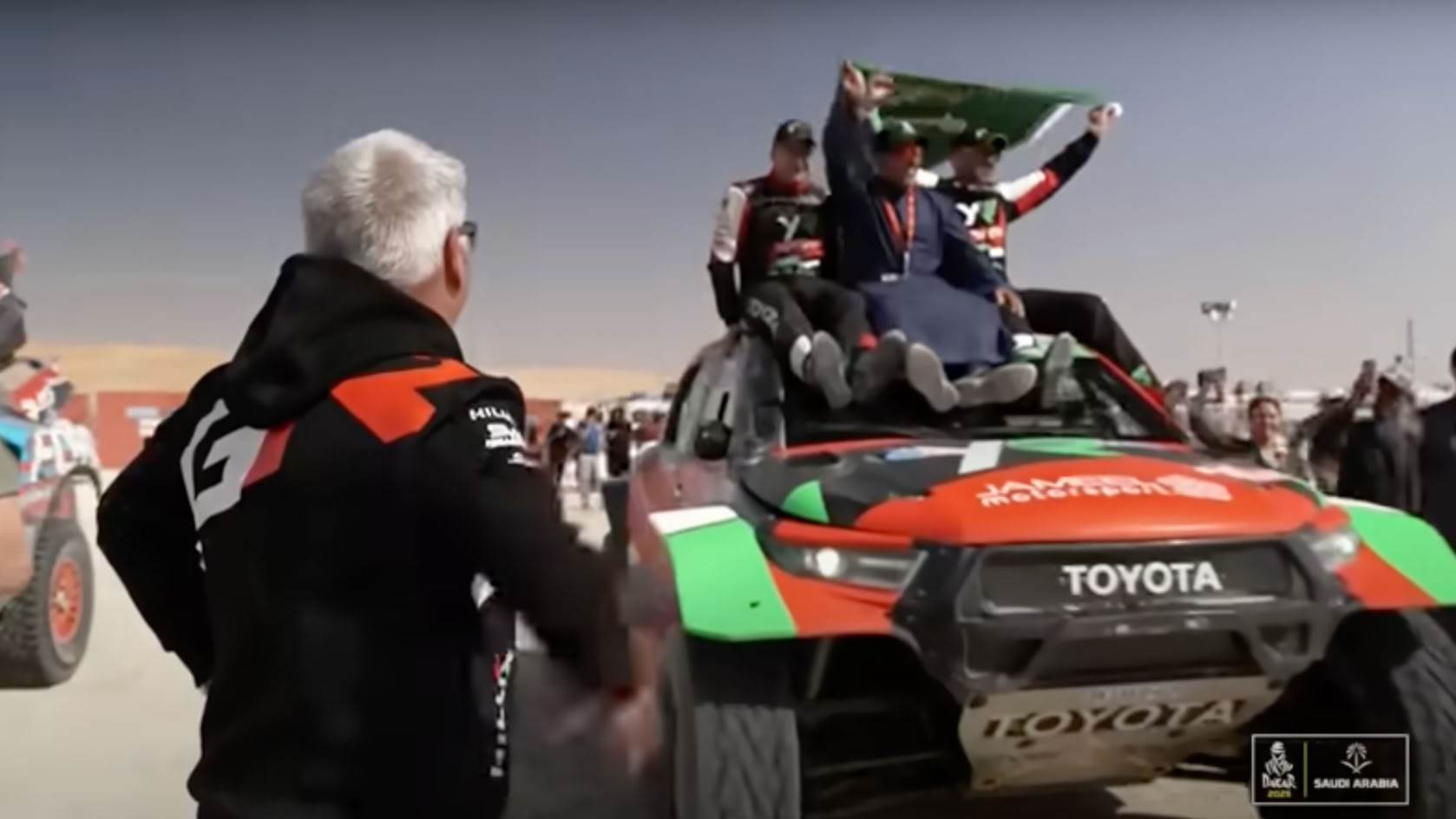 NP NEWS RAJHI VON OVERDIRVE RACING GEWINNT AUF TOYOTA HILUX DAKAR 2025