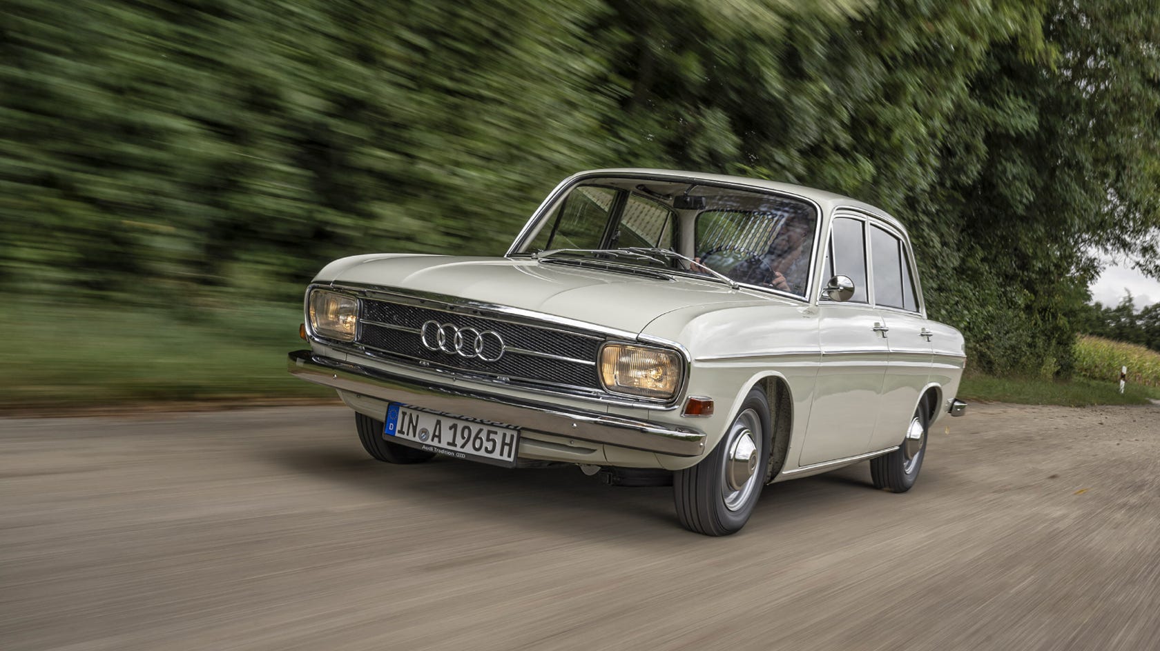 NP-NEWS-NP-AUDI-AUDITRADITION-TRADITION-F103-NEARLYPERFECT