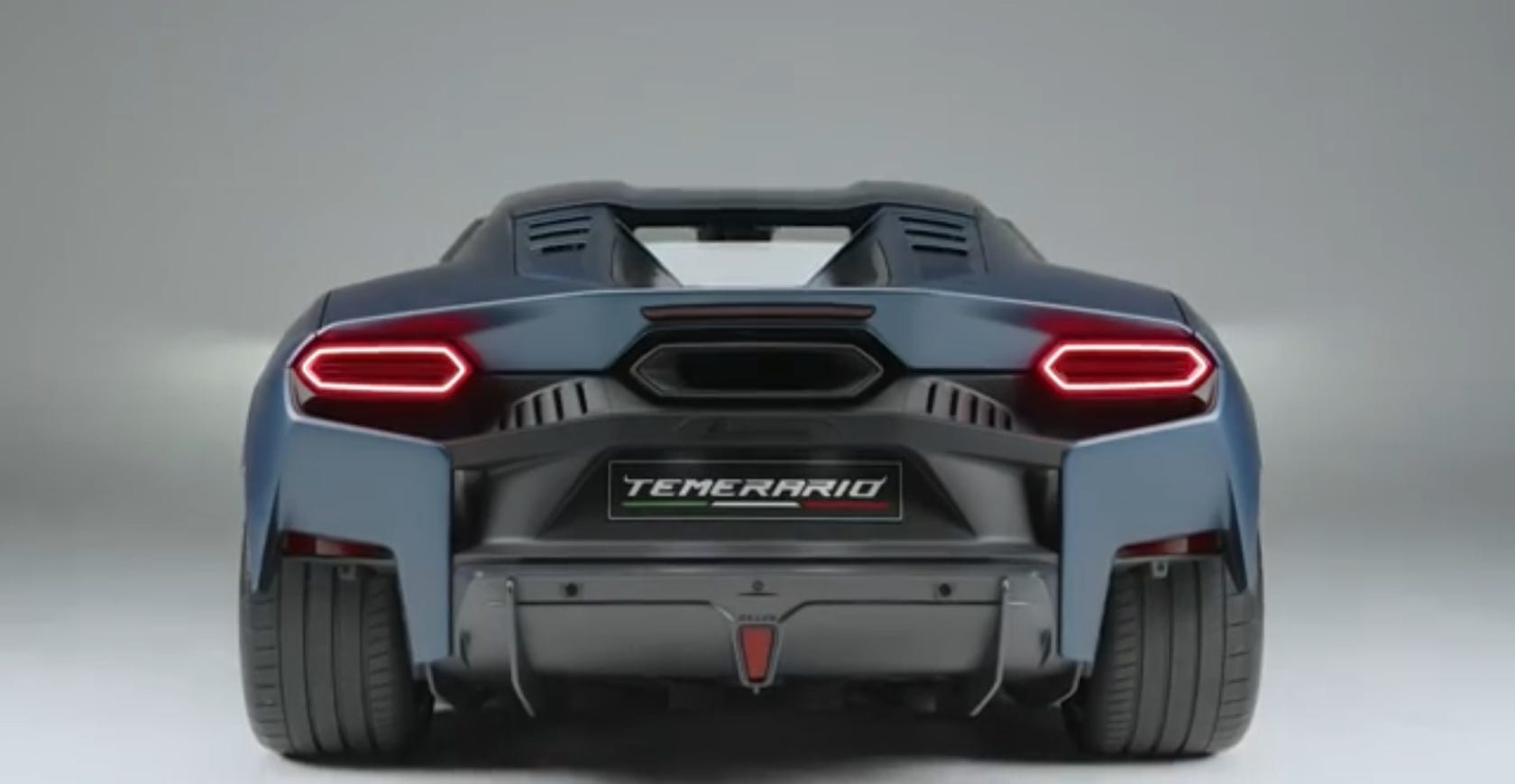 NP_NEWS_NEARLY_PERFECT_NEWS_LAMBORGHINI-TEMERARIO-MONTEREYCARWEEK