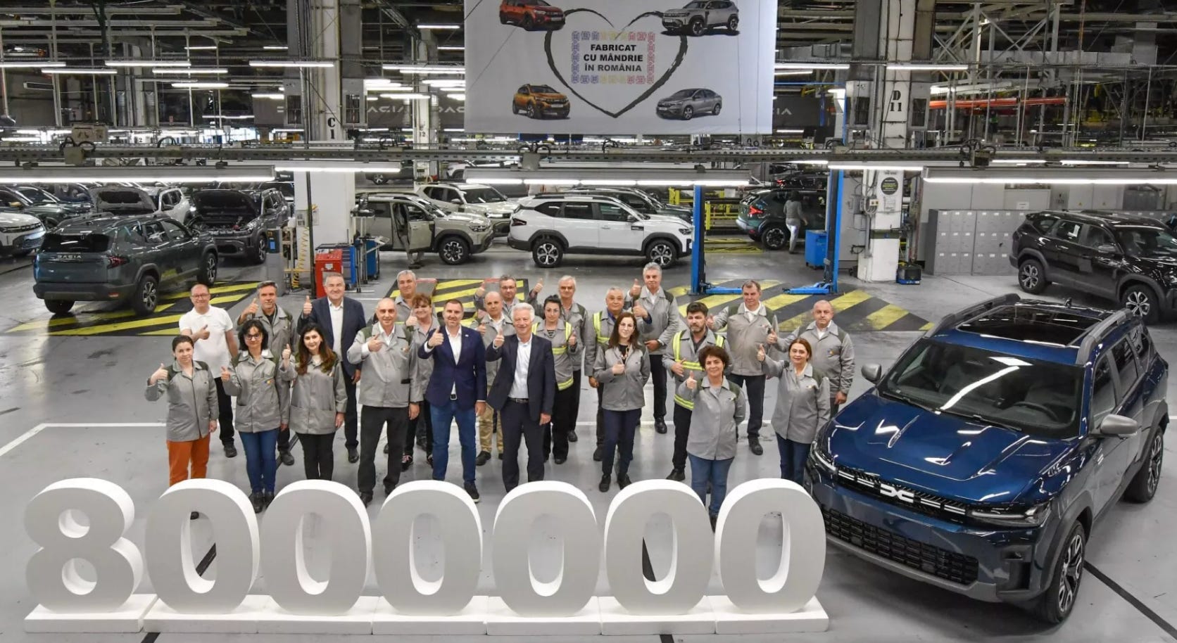 NP NEWS DACIA ACHT MILLIONEN FAHRZEUGE IN MIOVENI RUMÄNIEN PRODUZIUERT