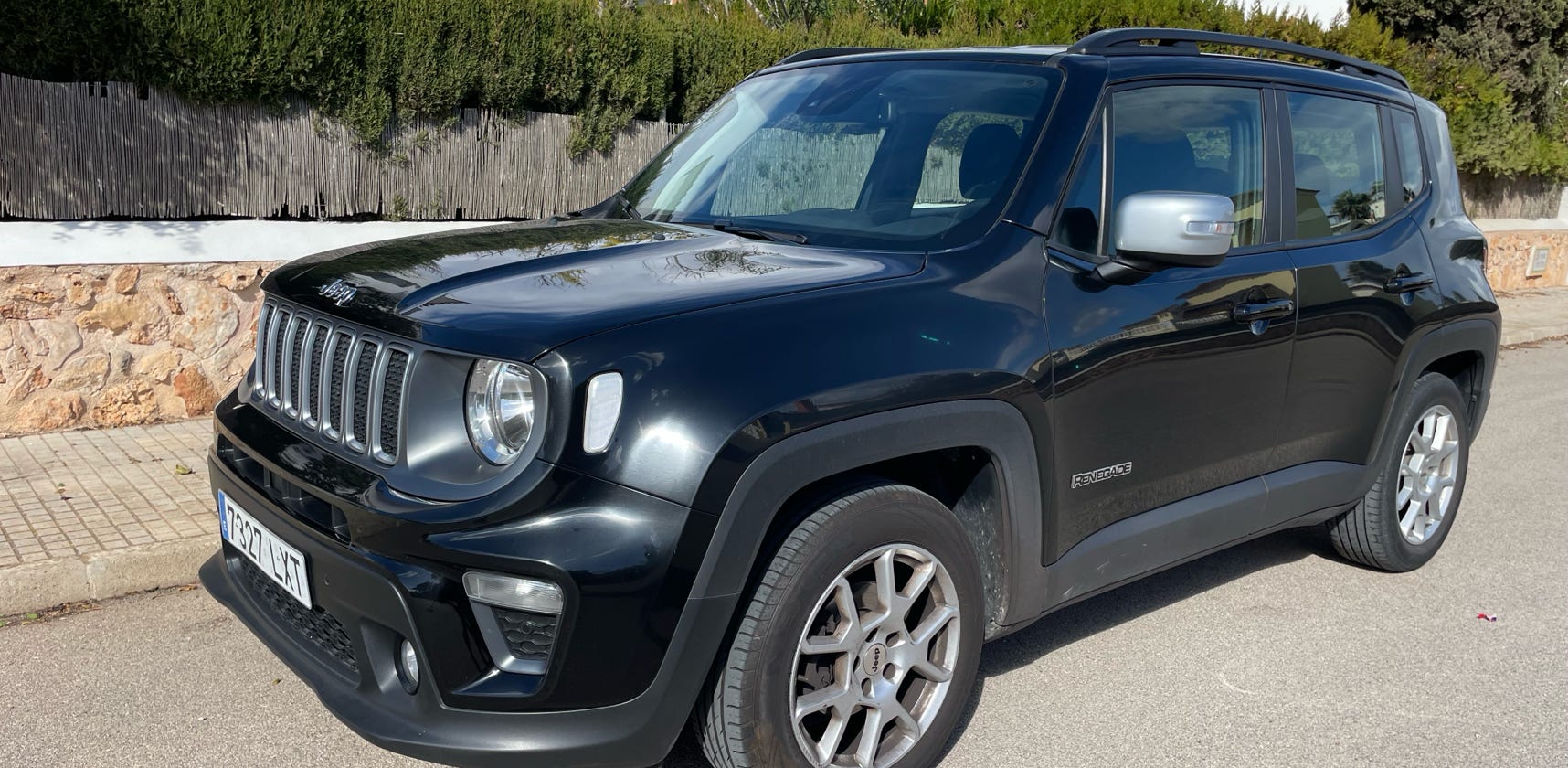 np-nearly perfect-np nearly perfect/np/jeep_renegade