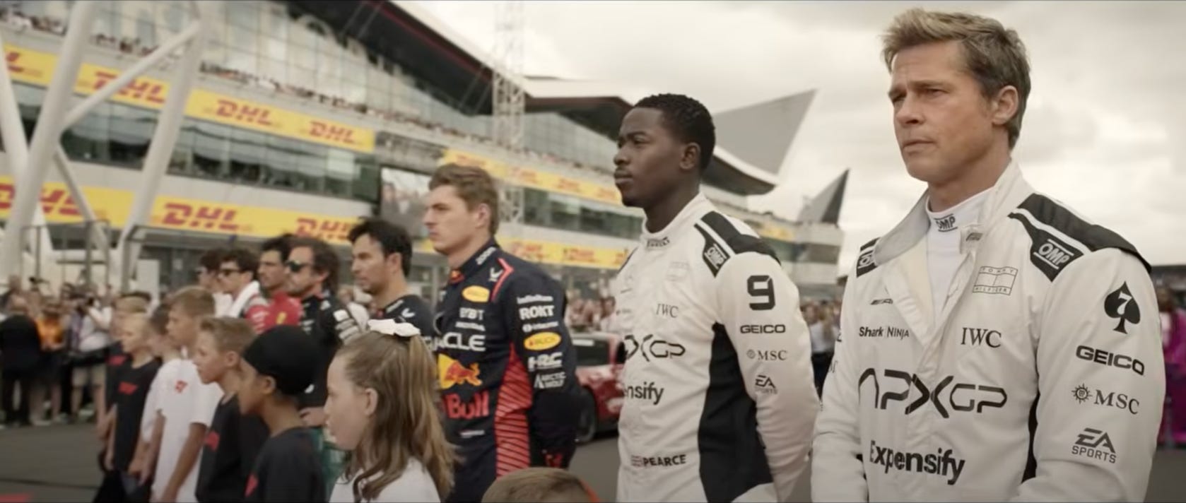 NP NEWS TRAILER ZUM FILM F1 MIT BRAD PITTBEI NEARLYPERFECT
