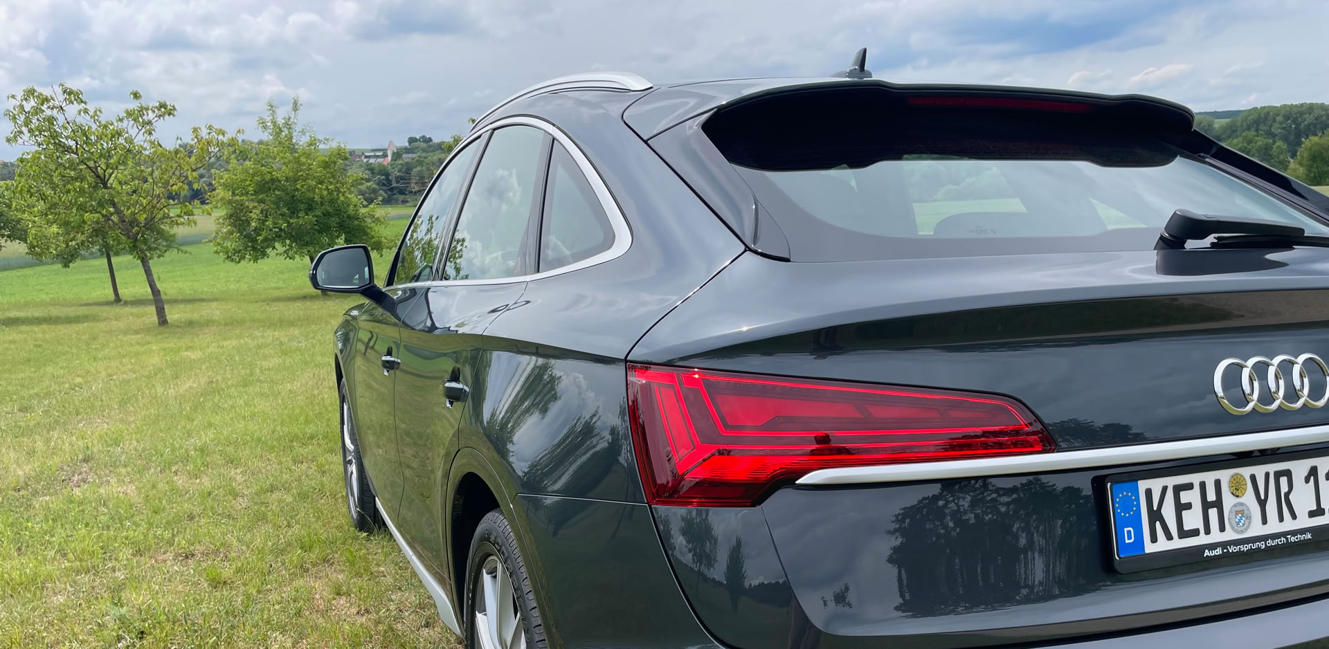 NP NEARLY PERFECT DER AUDI_Q5_SPORTBACK  UNTER DER NP PROFI LUPE
