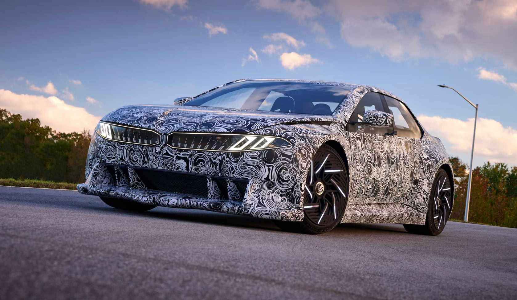 NP NEWS HEART OF JOY SER BMW FAHRDYNAMIK REGLER-NEARLYPERFECT