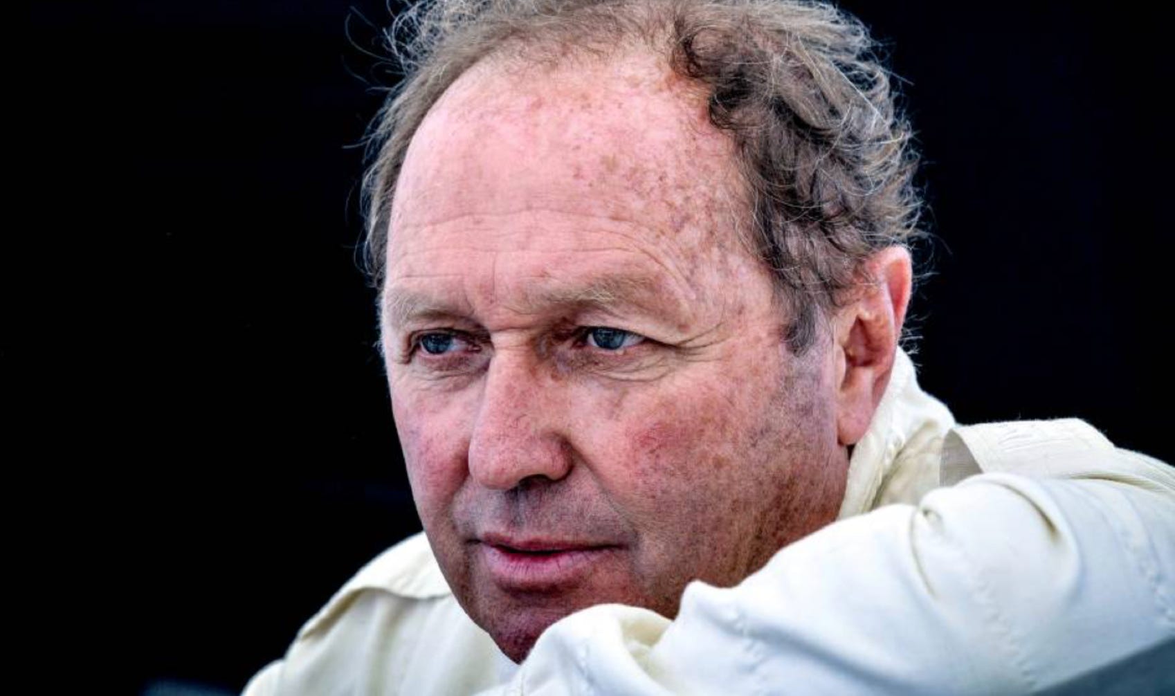 NP-NEWS-JOCHEN MASS VERSTORBEN-NP NEARLY PERFECT profi lupe-NP-NEARLYPERFECT