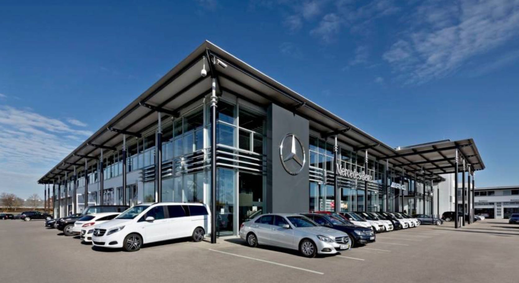 NP NEWS MERECEDES NIEDERLASSUNGEN VERKAUF NEARLYPERFECT