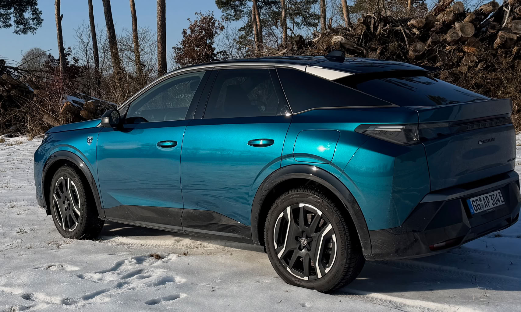 NP-PEUGEOT-E3008GT-NEARLYPERFECT