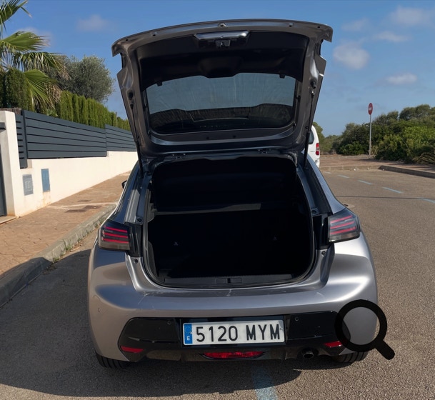 NP-NEARLYPERFECT-PEUGEOT-208HYBRID-TESTING-NPPROFILUPE