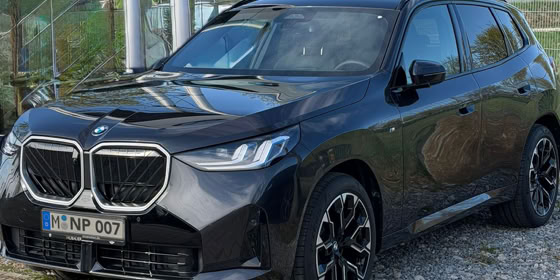 NP_NEARLY_PERFECT der BMW_X3_20d im Test bei NP mit der NP Profi Lupe