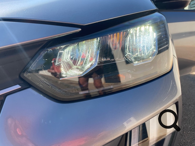 NP-NEARLYPERFECT-PEUGEOT-208HYBRID-TESTING-NPPROFILUPE